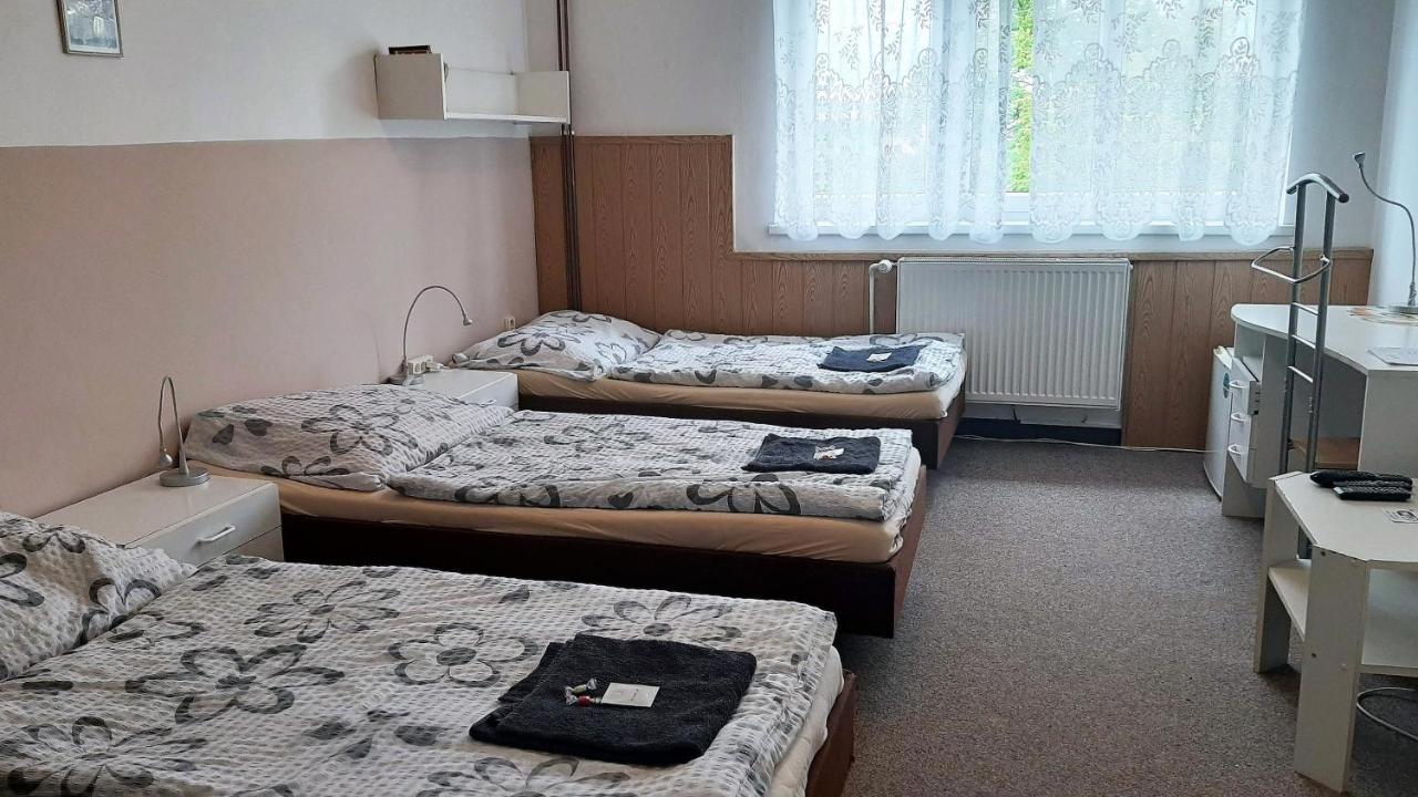 Penzion Bezdekov Rakovník Exteriör bild